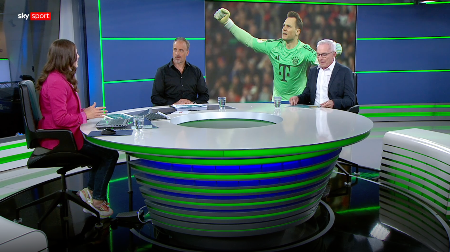 Hendrik Fischer im Sky Sport News Studio bei ‚Das Fußball Barometer'